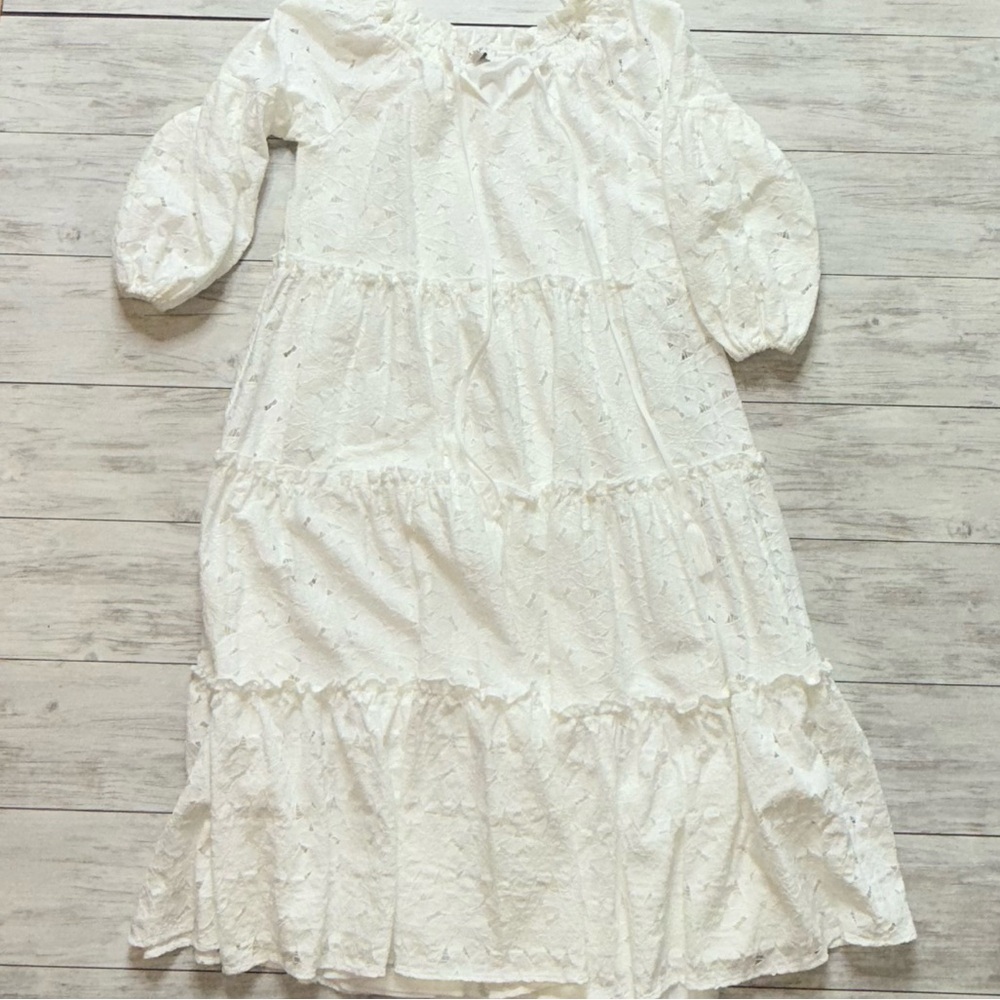 Aura White Dress Size Small